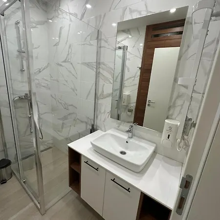 Apartment Tomi Lux Bukorovac