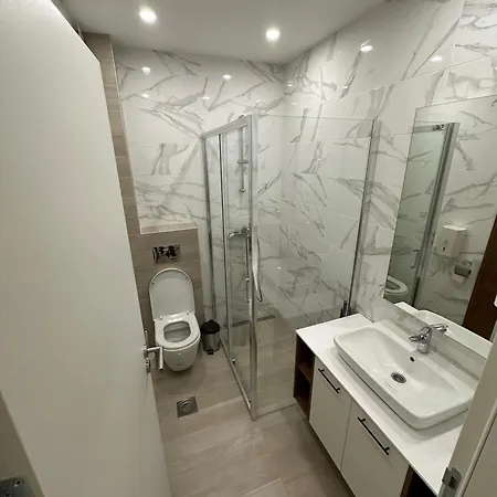 Tomi Lux Apartment Bukorovac