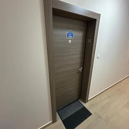 Apartment Tomi Lux Bukorovac